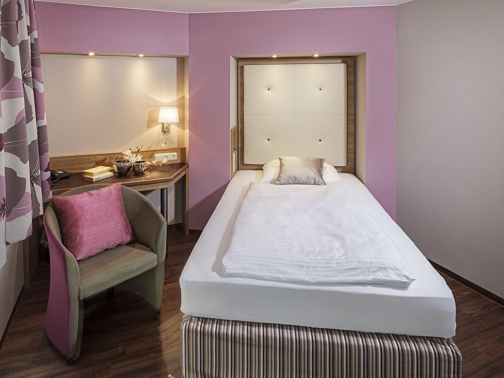 Hotel Am Turm Kaufbeuren Værelse billede